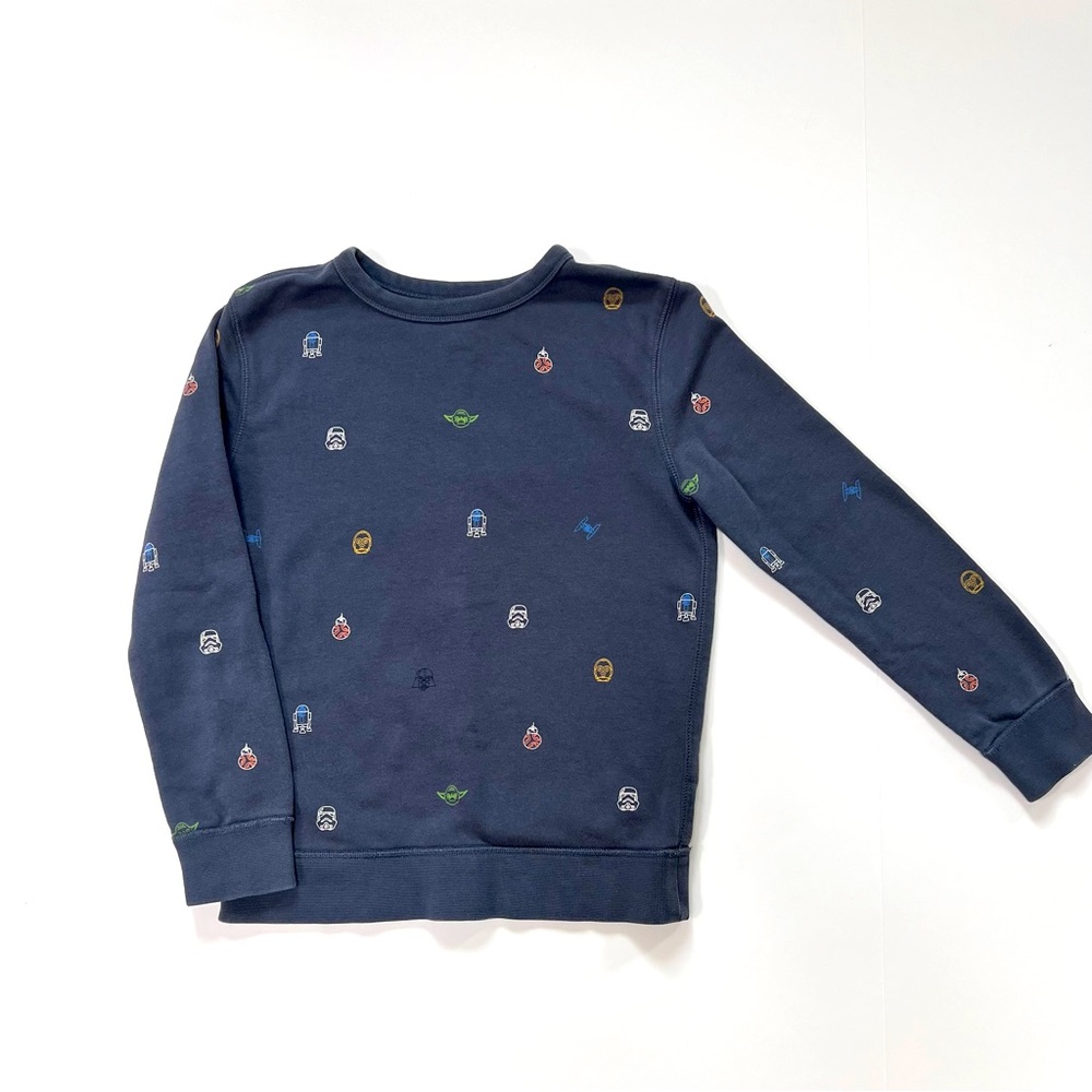 Gap kids Star Wars pullover sweatshirt. Long sleeve ribbed around wrist & waist